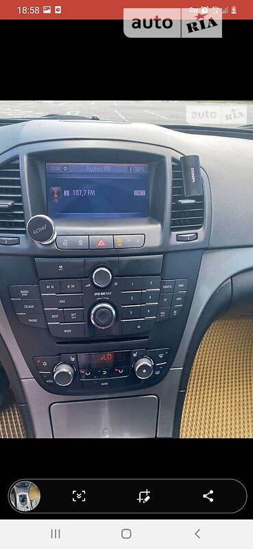 Седан Opel Insignia 2011 в Києві