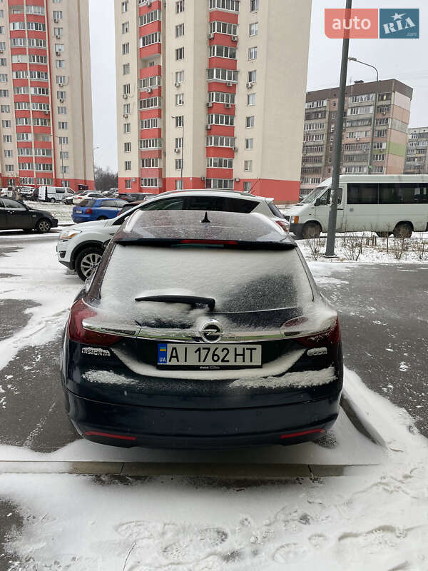 Универсал Opel Insignia 2014 в Киеве
