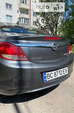 Хетчбек Opel Insignia 2012 в Львові