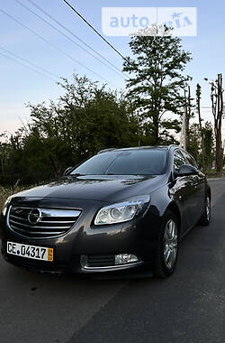 Универсал Opel Insignia 2010 в Ровно