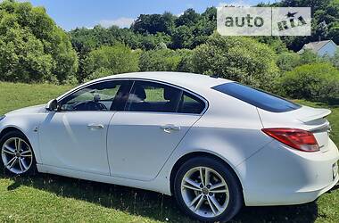Универсал Opel Insignia 2011 в 