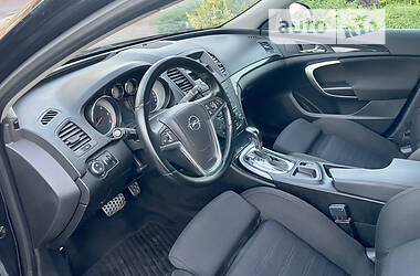 Универсал Opel Insignia 2009 в 