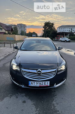 Універсал Opel Insignia 2014 в Івано-Франківську