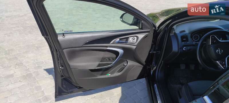 Універсал Opel Insignia 2016 в Дрогобичі