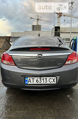 Лифтбек Opel Insignia 2010 в Ивано-Франковске