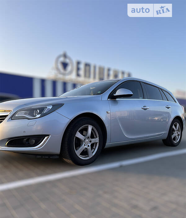 Універсал Opel Insignia 2016 в Калуші