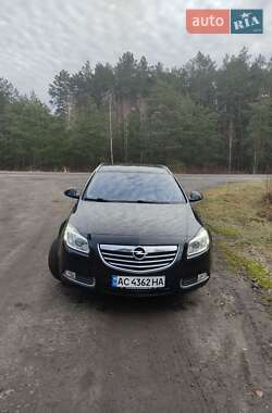 Универсал Opel Insignia 2013 в 