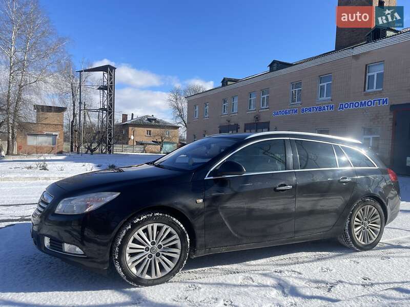Універсал Opel Insignia 2012 в Пирятині