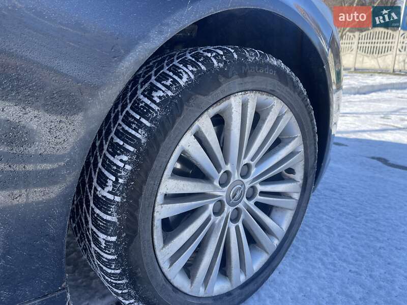 Універсал Opel Insignia 2012 в Пирятині
