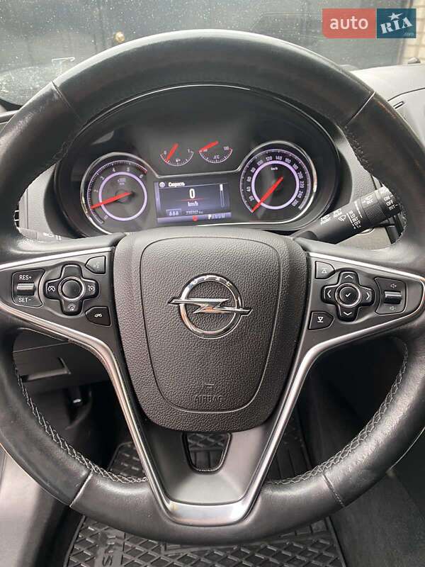 Универсал Opel Insignia 2015 в Первомайске фото 11 Универсал Opel Insignia 2015 в Первомайске