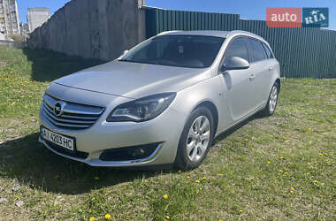 Универсал Opel Insignia 2014 в 