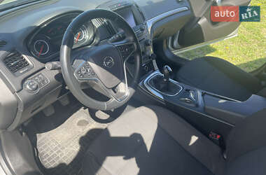 Универсал Opel Insignia 2014 в 