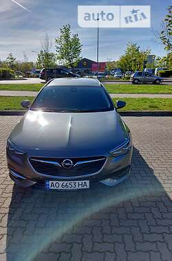 Универсал Opel Insignia 2017 в Межгорье