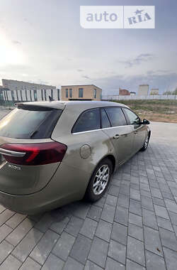 Універсал Opel Insignia 2014 в Хмельницькому