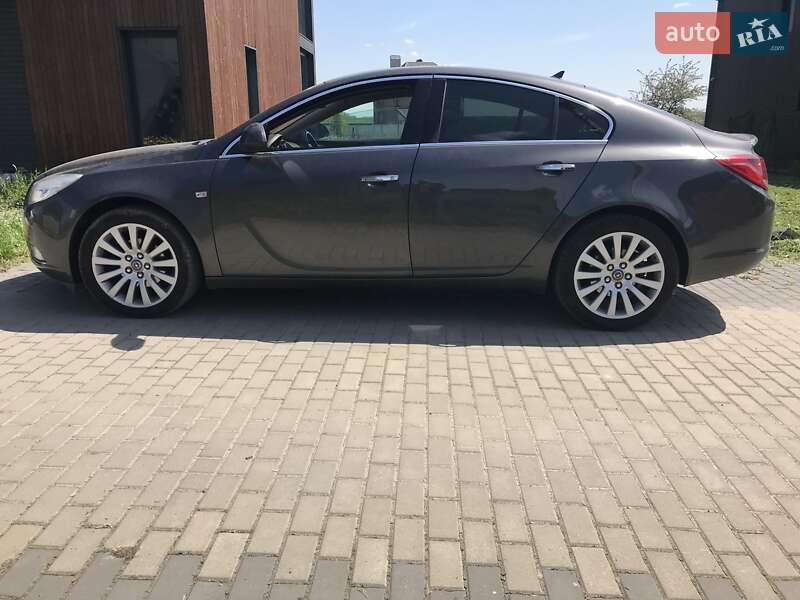 Лифтбек Opel Insignia 2009 в Львове