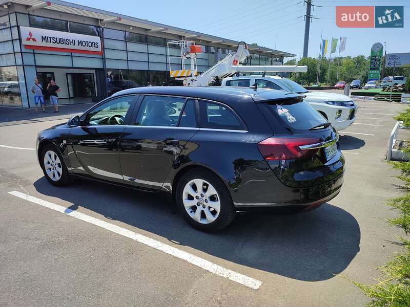 Універсал Opel Insignia 2016 в Білгороді-Дністровському