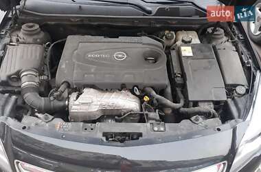 Універсал Opel Insignia 2015 в 
