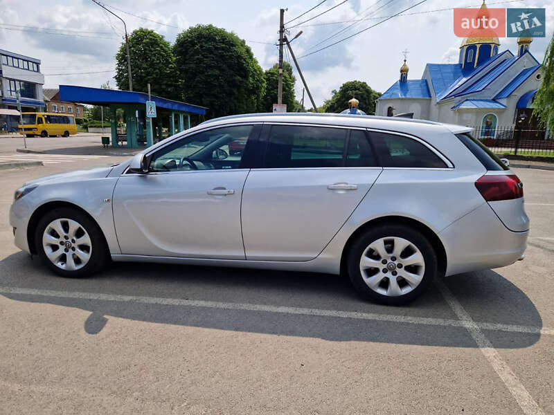 Універсал Opel Insignia 2016 в Нововолинську
