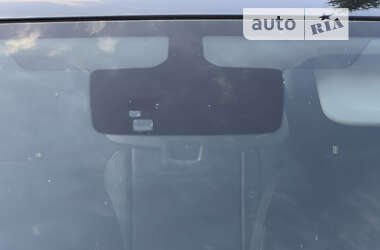 Седан Opel Insignia 2014 в 