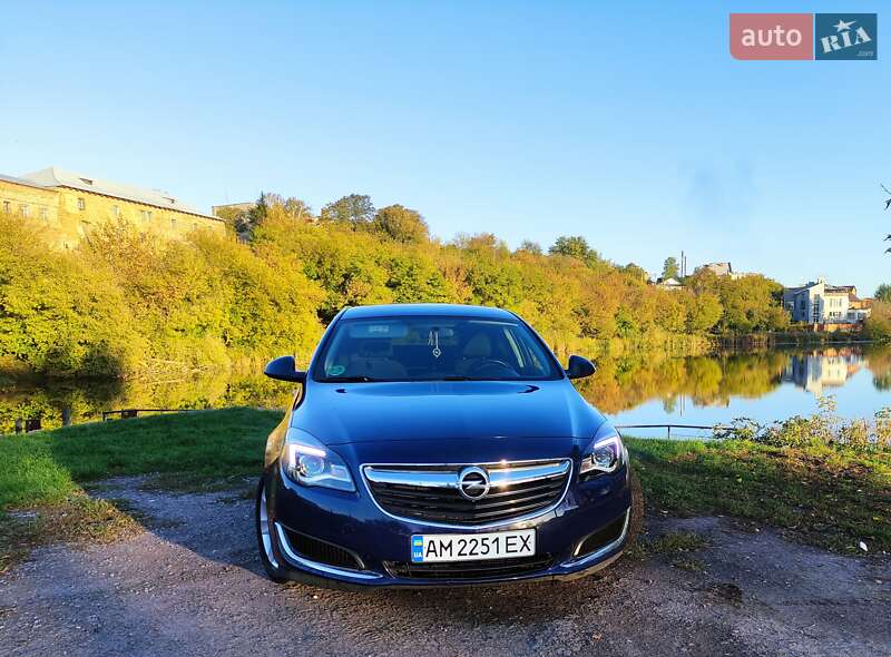 Хетчбек Opel Insignia 2015 в Бердичеві фото 3 Хетчбек Opel Insignia 2015 в Бердичеві