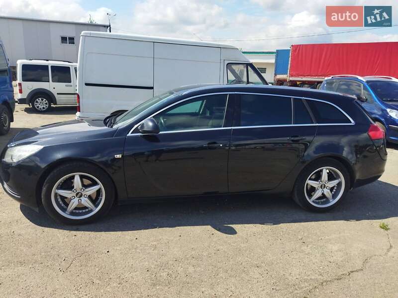Універсал Opel Insignia 2013 в Хмельницькому