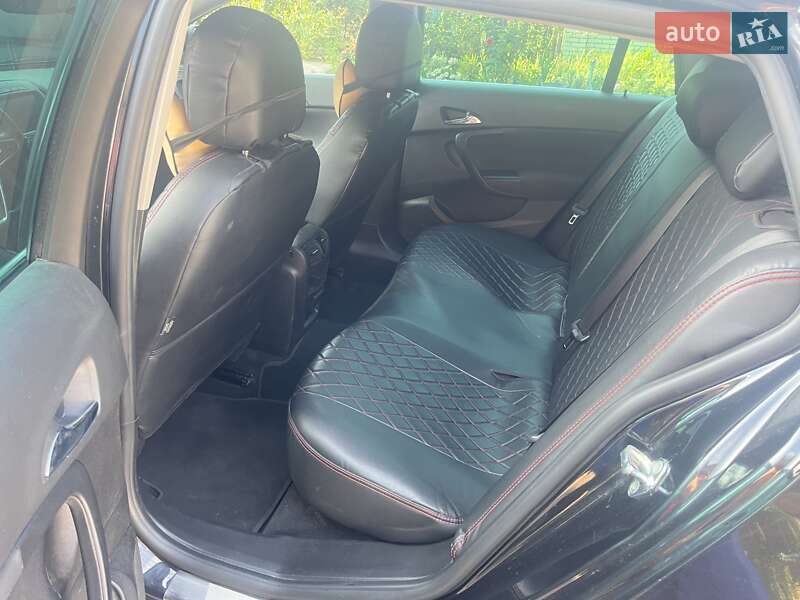 Универсал Opel Insignia 2014 в Киеве