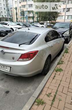 Лифтбек Opel Insignia 2011 в Киеве