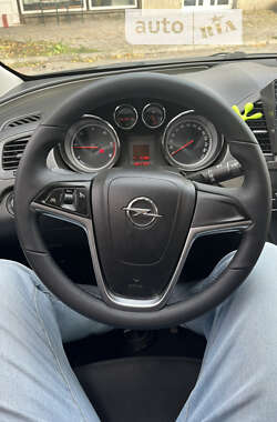 Ліфтбек Opel Insignia 2009 в Запоріжжі