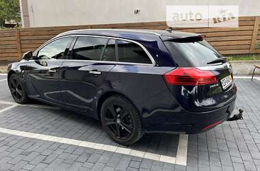 Универсал Opel Insignia 2012 в 