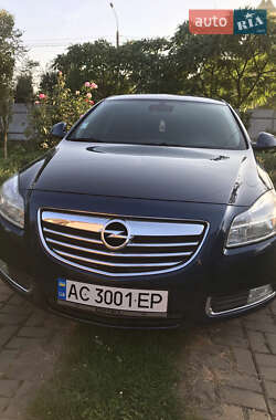 Лифтбек Opel Insignia 2013 в 