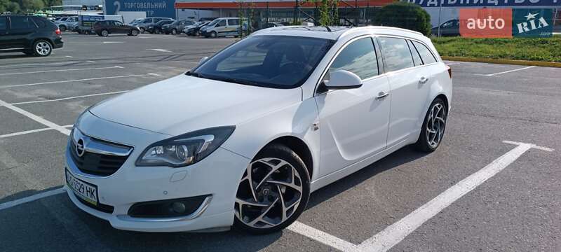 Универсал Opel Insignia 2015 в Ужгороде