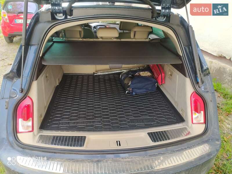 Універсал Opel Insignia 2010 в Бориславі