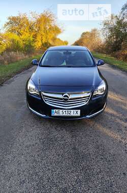 Лифтбек Opel Insignia 2014 в Каменском