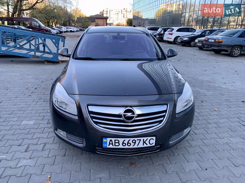 Opel Insignia 2011