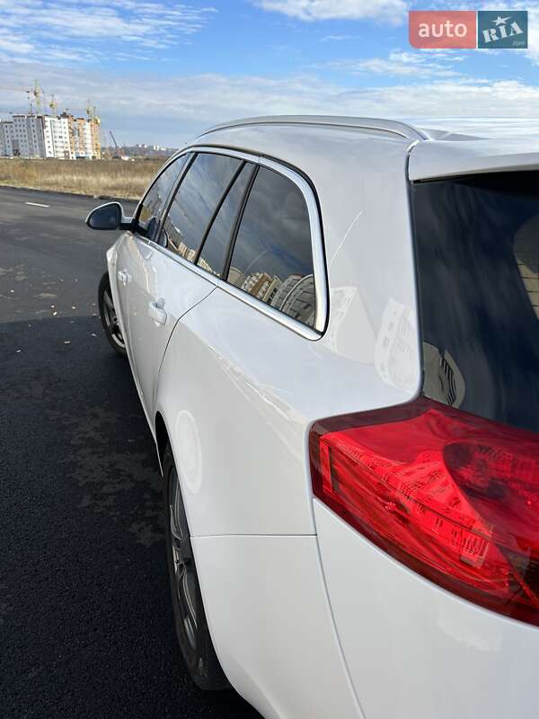 Універсал Opel Insignia 2013 в Вінниці