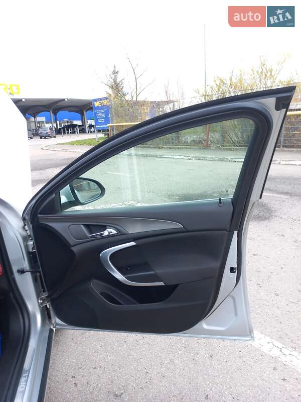 Универсал Opel Insignia 2011 в Ивано-Франковске фото 16 Универсал Opel Insignia 2011 в Ивано-Франковске