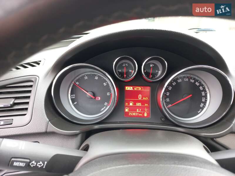 Универсал Opel Insignia 2011 в Ивано-Франковске фото 52 Универсал Opel Insignia 2011 в Ивано-Франковске