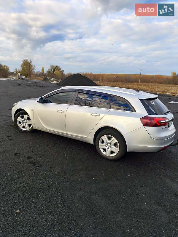 Универсал Opel Insignia 2014 в Смеле