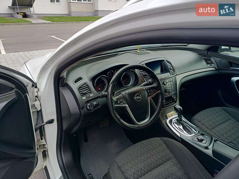 Универсал Opel Insignia 2013 в Виннице
