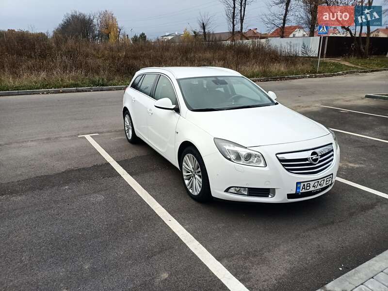 Универсал Opel Insignia 2013 в Виннице