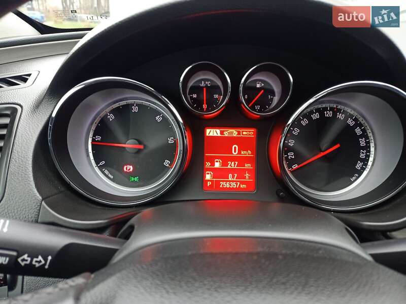 Универсал Opel Insignia 2013 в Виннице