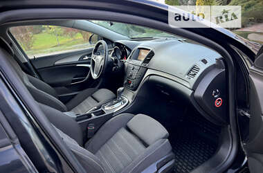 Ліфтбек Opel Insignia 2013 в 