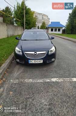 Универсал Opel Insignia 2010 в 