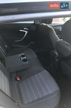 Универсал Opel Insignia 2013 в 
