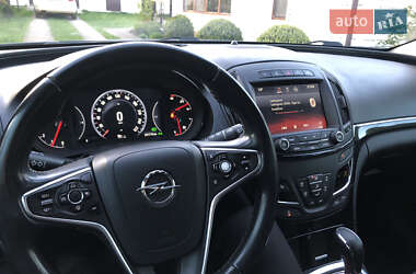 Универсал Opel Insignia 2013 в 