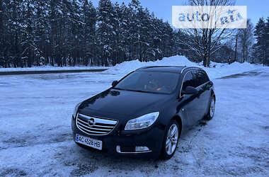 Універсал Opel Insignia 2010 в 