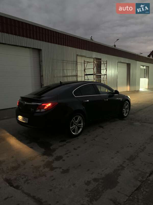 Ліфтбек Opel Insignia 2011 в Нетішині