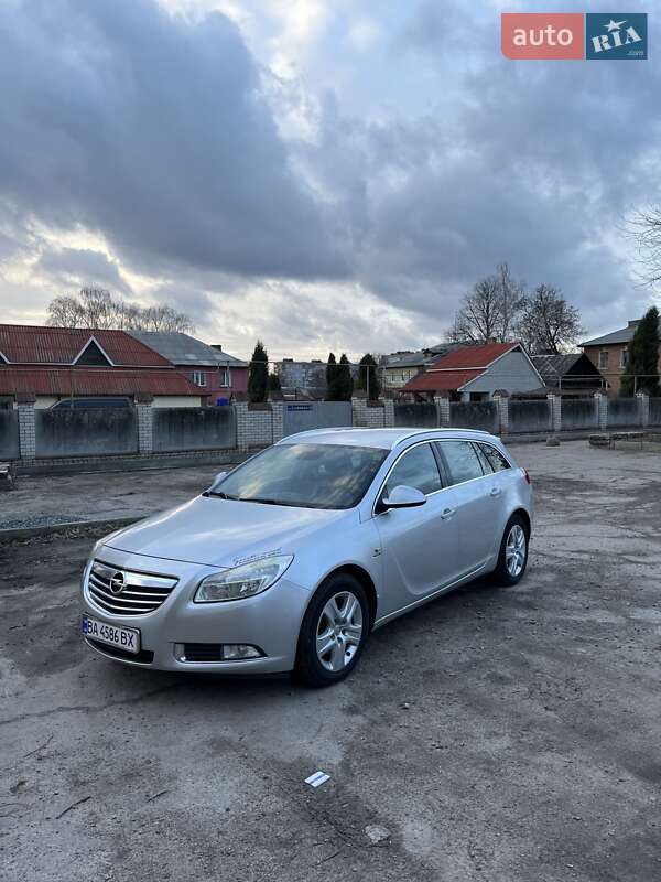 Універсал Opel Insignia 2009 в Олександрії