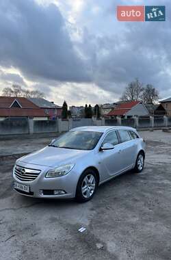 Универсал Opel Insignia 2009 в 