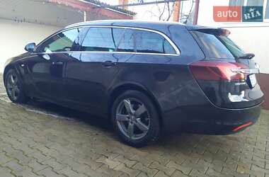 Универсал Opel Insignia 2015 в Березному